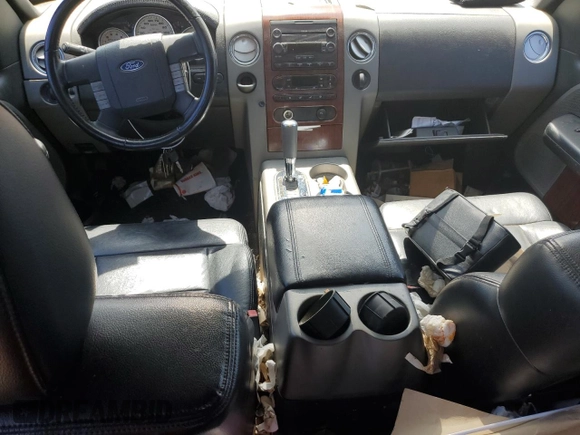 2005 Ford F-150 XLT with VIN 1FTPW12505FB22051, listed as a Copart auction lot 84535874 with 143,574 mi miles and Clean Title. Bid and sale history available at carsss.com. Image 8.