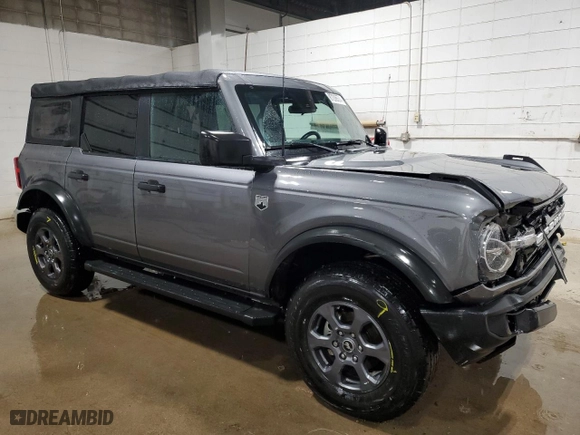 2021 Ford Bronco with VIN 1FMDE5BH0MLB05897, listed as a Copart auction lot 87206574 with 31,541 mi miles and Salvage Title. Bid and sale history available at carsss.com. Image 4.
