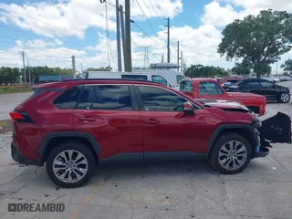 2021 Toyota RAV4 XLE Premium with VIN JTMC1RFV2MD080837, listed as a IAAI auction lot 42049997 with 25,823 mi miles. Bid and sale history available at carsss.com. Image 12.