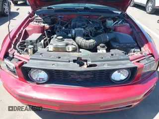2005 Ford Mustang Deluxe with VIN 1ZVFT84N455197638, listed as a IAAI auction lot 42685049 with 177,405 mi miles and . Bid and sale history available at DreamBid. Image 10.