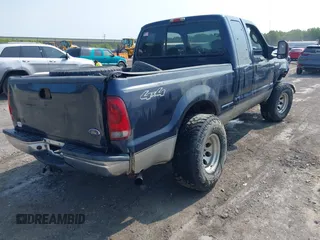2005 Ford F-250 XL with VIN 1FTSX21535EB12554, listed as a IAAI auction lot 42370629 with 107,235 mi miles and . Bid and sale history available at DreamBid. Image 4.