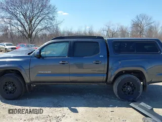 2021 Toyota Tacoma 4WD SR with VIN 3TMCZ5AN7MM442237, listed as a IAAI auction lot 41993450 with 30,148 mi miles. Bid and sale history available at carsss.com. Image 15.