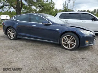 2014 Tesla Model S 60 kWh Battery with VIN 5YJSA1H16EFP37415, listed as a Copart auction lot 54253915 with 108,064 mi miles and Salvage Title. Bid and sale history available at carsss.com. Image 4.
