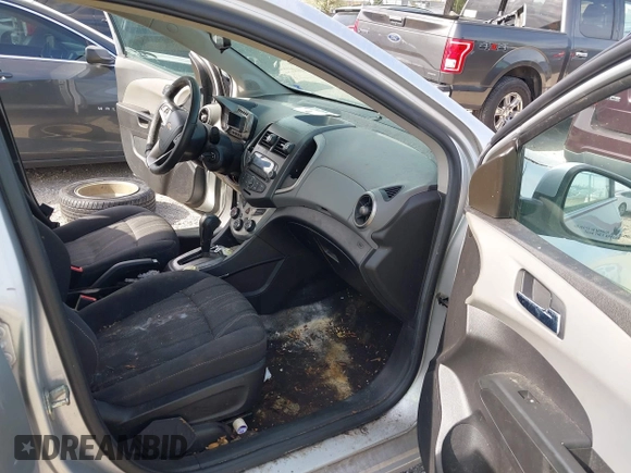 2015 Chevrolet Sonic LT with VIN 1G1JC5SH6F4121976, listed as a IAAI auction lot 42143052 with 63,885 mi miles and . Bid and sale history available at DreamBid. Image 5.