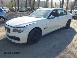 2014 BMW 7 Series 740Li with VIN WBAYE4C59ED138409, listed as a IAAI auction lot 41785423 with 121,687 mi miles. Bid and sale history available at carsss.com. Image 17.