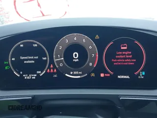 2024 Porsche Cayenne S z VIN WP1AL2AY4RDA33633, wystawiony jako IAAI lot #41405207 z przebiegiem 4 157 mil mil oraz . Historia ofert i sprzedaży dostępna na DreamBid. Obrazek 7.