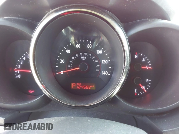 2010 Kia Soul + with VIN KNDJT2A28A7104493, listed as a IAAI auction lot 42023796 with 124,582 mi miles. Bid and sale history available at carsss.com. Image 7.