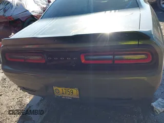2017 Dodge Challenger R/T with VIN 2C3CDZBT5HH514631, listed as a IAAI auction lot 42379274 with 90,894 mi miles and . Bid and sale history available at DreamBid. Image 16.