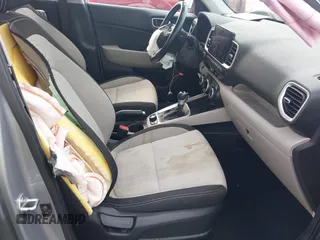 2021 Hyundai Venue SEL with VIN KMHRC8A36MU082493, listed as a IAAI auction lot 42255962 with 53,818 mi miles and . Bid and sale history available at DreamBid. Image 5.