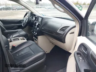 2014 Chrysler Town & Country Touring with VIN 2C4RC1BG7ER449297, listed as a IAAI auction lot 42113170 with 195,878 mi miles and . Bid and sale history available at DreamBid. Image 5.
