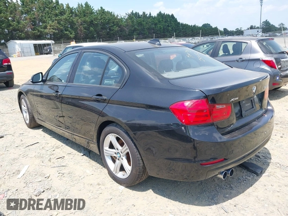 2014 BMW 3 Series 328i xDrive с VIN WBA3B5G58ENS07846, выставлен на аукционе IAAI как лот 42594298 с пробегом 172 617 миль миль и . История ставок и продаж доступна на DreamBid. Изображение 3.