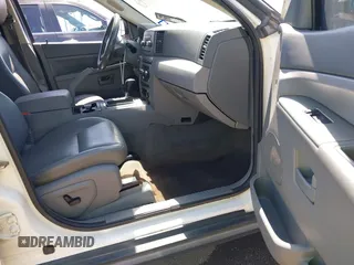 2005 Jeep Grand Cherokee Laredo with VIN 1J4GS48K95C554353, listed as a IAAI auction lot 42003580 with Not Provided miles and . Bid and sale history available at DreamBid. Image 5.