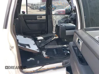 2012 Ford Expedition Max Limited с VIN 1FMJK2A58CEF60050, выставлен на аукционе IAAI как лот 42061386 с пробегом 212 874 миль миль и . История ставок и продаж доступна на DreamBid. Изображение 8.
