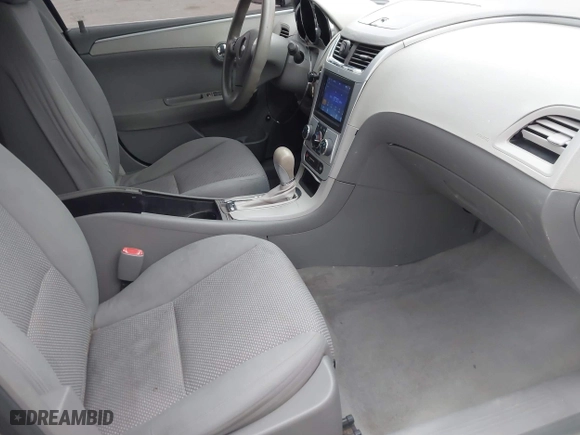 2008 Chevrolet Malibu LS w/1LS with VIN 1G1ZG57B08F250962, listed as a IAAI auction lot 41855952 with 136,589 mi miles. Bid and sale history available at carsss.com. Image 5.