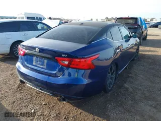 2017 Nissan Maxima SR with VIN 1N4AA6AP8HC412862, listed as a IAAI auction lot 41725246 with 154,483 mi miles. Bid and sale history available at carsss.com. Image 4.