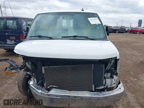 2021 Chevrolet Express Cargo Van with VIN 1GCWGAF77M1204620, listed as a IAAI auction lot 41933567 with 51,880 mi miles. Bid and sale history available at carsss.com. Image 19.