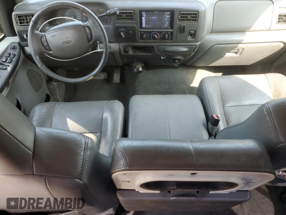 2002 Ford F-350 XL with VIN 1FTSW31S22EA86524, listed as a Copart auction lot 59212805 with 193,901 mi miles and Salvage title. Bid and sale history available at DreamBid. Image 8.