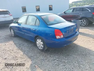 2006 Hyundai Elantra GLS z VIN KMHDN46D66U355708, wystawiony jako IAAI lot #42358537 z przebiegiem 121 676 mil mil oraz . Historia ofert i sprzedaży dostępna na DreamBid. Obrazek 3.