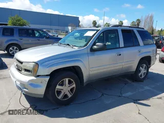 2005 Chevrolet TrailBlazer LT with VIN 1GNDT13S952113282, listed as a IAAI auction lot 41802492 with 172,253 mi miles and . Bid and sale history available at DreamBid. Image 17.