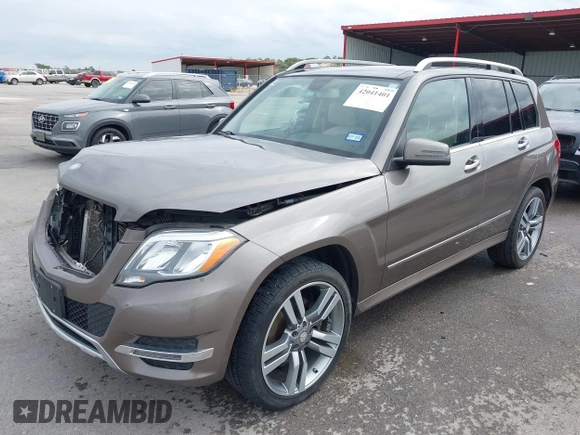 2014 Mercedes-Benz GLK 350 with VIN WDCGG5HB0EG326077, listed as a IAAI auction lot 42041401 with 122,087 mi miles and . Bid and sale history available at DreamBid. Image 2.