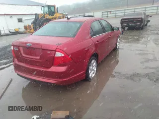 2011 Ford Fusion SE with VIN 3FAHP0HA6BR195610, listed as a IAAI auction lot 41732131 with 152,225 mi miles. Bid and sale history available at carsss.com. Image 4.
