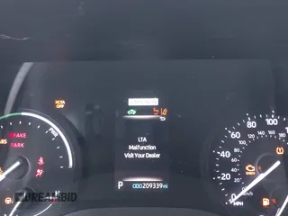 2022 Toyota Sienna LE z VIN 5TDKRKEC1NS099302, wystawiony jako IAAI lot #42243486 z przebiegiem 209 339 mil mil oraz . Historia ofert i sprzedaży dostępna na DreamBid. Obrazek 7.