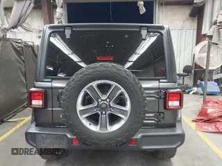 2019 Jeep Wrangler Unlimited Sahara с VIN 1C4HJXEN8KW588369, выставлен на аукционе IAAI как лот 42581061 с пробегом 90 710 миль миль и . История ставок и продаж доступна на DreamBid. Изображение 17.