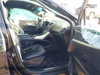 2018 Lincoln MKX Premiere with VIN 2LMPJ6JRXJBL39554, listed as a IAAI auction lot 41468651 with 72,832 mi miles. Bid and sale history available at carsss.com. Image 5.