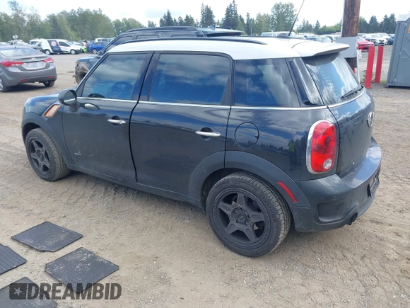 2012 MINI Countryman S with VIN WMWZC5C59CWM12757, listed as a IAAI auction lot 42276546 with 159,772 mi miles and . Bid and sale history available at DreamBid. Image 3.