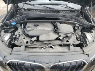 2023 BMW X1 xDrive28i z VIN WBX73EF04P5W99465, wystawiony jako Copart lot #55800655 z przebiegiem 53 799 mil mil oraz Tytuł czysty. Historia ofert i sprzedaży dostępna na DreamBid. Obrazek 12.