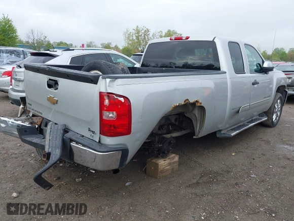 2011 Chevrolet Silverado 1500 LT with VIN 1GCRCSE00BZ235080, listed as a IAAI auction lot 42181793 with 208,625 mi miles and . Bid and sale history available at DreamBid. Image 4.
