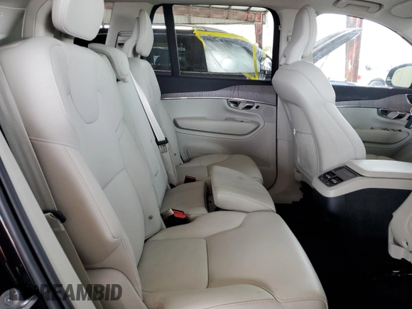 2024 Volvo XC90 Plus Bright Theme with VIN YV4L12PE4R1168459, listed as a Copart auction lot 88982295 with 14,921 mi miles and Non Repairable. Bid and sale history available at DreamBid. Image 11.
