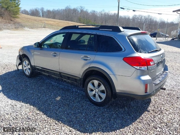 2010 Subaru Outback Premium All-Weather with VIN 4S4BRBCC6A3333587, listed as a IAAI auction lot 41719124 with NaN miles. Bid and sale history available at carsss.com. Image 3.