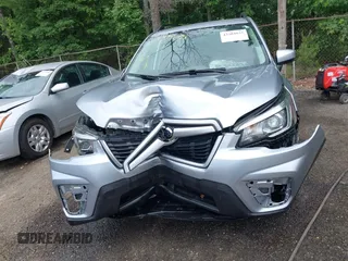2020 Subaru Forester Premium z VIN JF2SKAJC1LH457523, wystawiony jako IAAI lot #42304635 z przebiegiem 30 390 mil mil oraz . Historia ofert i sprzedaży dostępna na DreamBid. Obrazek 6.