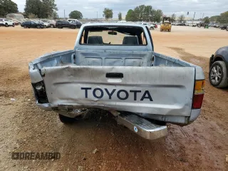 1990 Toyota Pickup DX с VIN JT4RN81P1L5069533, выставлен на аукционе Copart как лот 78433024 с пробегом 277 999 миль миль и Списание • Salvage title. История ставок и продаж доступна на DreamBid. Изображение 6.