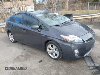 2010 Toyota Prius II with VIN JTDKN3DU4A1093058, listed as a IAAI auction lot 41579018 with 184,927 mi miles. Bid and sale history available at carsss.com. Image 1.
