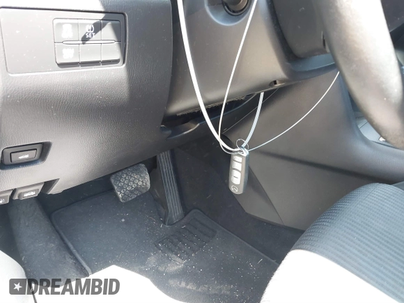 2014 Mazda 3 i Touring with VIN JM1BM1V79E1140025, listed as a IAAI auction lot 41861473 with 171,715 mi miles and . Bid and sale history available at DreamBid. Image 11.