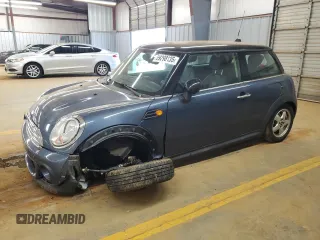 2011 MINI Hardtop with VIN WMWSU3C54BT184251, listed as a Copart auction lot 59298135 with 123,864 mi miles and Salvage title. Bid and sale history available at DreamBid. Image 1.