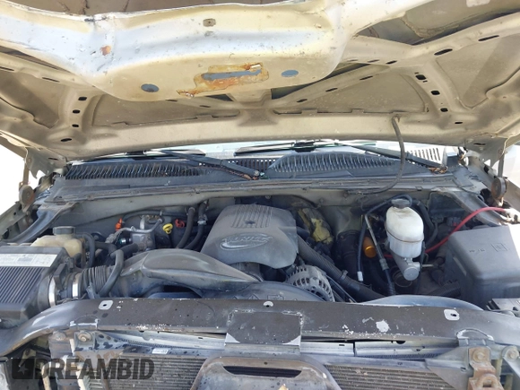 2003 Chevrolet Silverado 1500HD LS with VIN 1GCGC13U13F185851, listed as a IAAI auction lot 41941718 with 320,745 mi miles and . Bid and sale history available at DreamBid. Image 10.