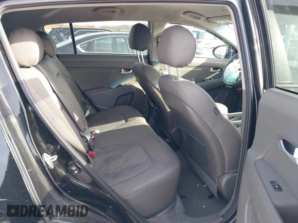 2016 Kia Sportage LX with VIN KNDPBCAC6G7853992, listed as a IAAI auction lot 41292698 with 106,803 mi miles and . Bid and sale history available at carsss.com. Image 8.