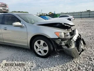 2008 Acura RL with VIN JH4KB16588C000526, listed as a Copart auction lot 71908554 with 181,038 mi miles and Salvage Title. Bid and sale history available at DreamBid. Image 11.