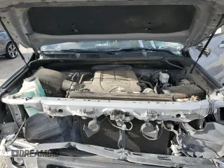 2019 Toyota Tundra SR5 z VIN 5TFHY5F14KX812677, wystawiony jako Copart lot #51691455 z przebiegiem Nie podano mil oraz Szkoda całkowita • Salvage title. Historia ofert i sprzedaży dostępna na DreamBid. Obrazek 12.