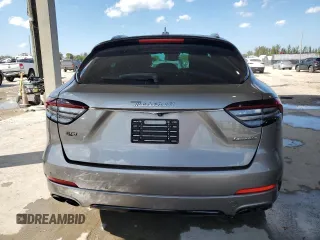 2021 Maserati Levante S z VIN ZN661YUA3MX369441, wystawiony jako Copart lot #50344155 z przebiegiem 71 963 mil mil oraz Nie do naprawy • Non repairable. Historia ofert i sprzedaży dostępna na DreamBid. Obrazek 6.