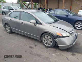 2008 Honda Civic LX с VIN 2HGFA16598H340532, выставлен на аукционе IAAI как лот 42386865 с пробегом 290 903 миль миль и . История ставок и продаж доступна на DreamBid. Изображение 1.
