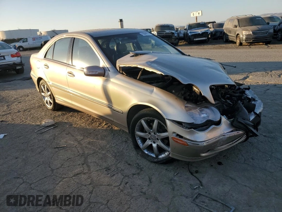 2004 Mercedes-Benz C 230 Kompressor with VIN WDBRF40J14F485417, listed as a Copart auction lot 43089575 with 53,918 mi miles and Salvage Title. Bid and sale history available at DreamBid. Image 4.