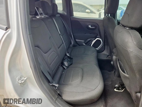 2018 Jeep Renegade Latitude with VIN ZACCJABB5JPG99197, listed as a Copart auction lot 61562795 with 134,152 mi miles and Salvage title. Bid and sale history available at DreamBid. Image 11.