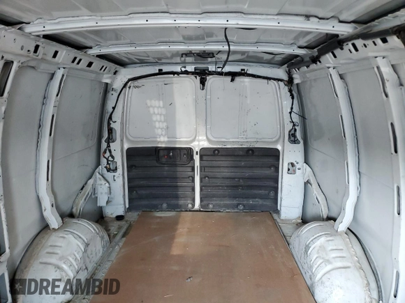 2017 Chevrolet Express Cargo с VIN 1GCWGAFF1H1225394, выставлен на аукционе Copart как лот 59502005 с пробегом 223 131 миль миль и Чистый • Clean title. История ставок и продаж доступна на DreamBid. Изображение 10.