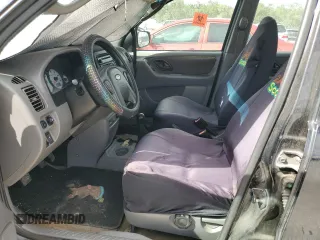 2001 Ford Escape with VIN 1FMYU03B91KC56563, listed as a Copart auction lot 81233934 with 173,775 mi miles and Non repairable. Bid and sale history available at DreamBid. Image 7.