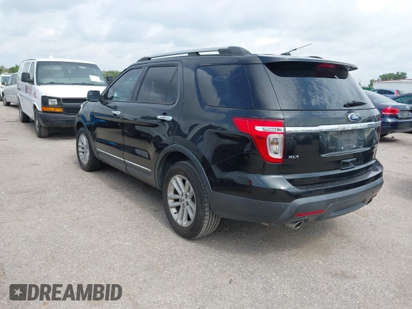 2014 Ford Explorer XLT with VIN 1FM5K7D87EGA12777, listed as a IAAI auction lot 42475476 with 124,095 mi miles and . Bid and sale history available at DreamBid. Image 3.