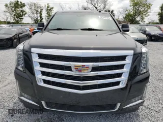 2020 Cadillac Escalade ESV Luxury z VIN 1GYS3HKJXLR122461, wystawiony jako Copart lot #50350175 z przebiegiem 172 411 mil mil oraz Czysty tytuł • Clean title. Historia ofert i sprzedaży dostępna na DreamBid. Obrazek 5.